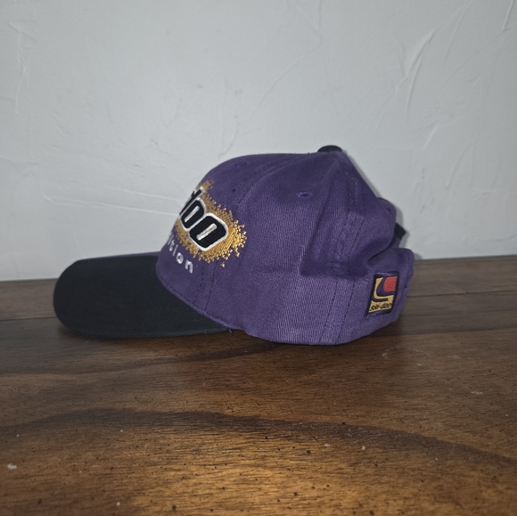 Vintage SKI-DOO Special Edition Snapback Two Tone Black & Purple - Picture 5 of 7
